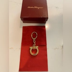 Salvatore Ferragamo gold key chain - brand new